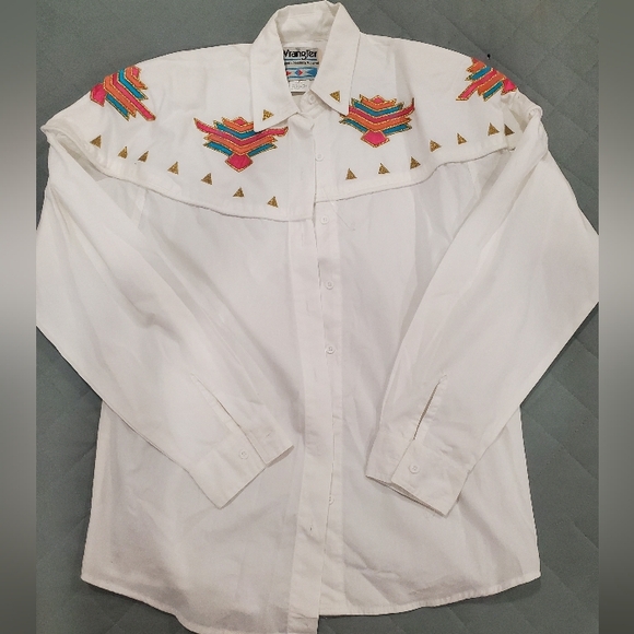 Vintage Wrangler button up shirt - Picture 1 of 4